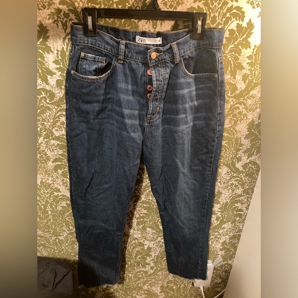 (US 8) Zara relaxed-fit jeans - Picture 2 of 8